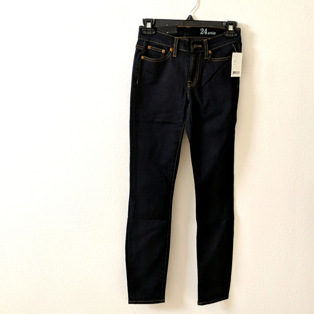 J Brand, Skinny leg Mid-Rise, 11" leg opening, size 24
